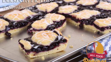 Blackberry Pie Bars